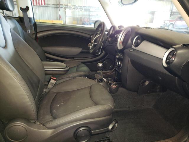 Photo 5 from auction – 2011 MINI COOPER with VIN WMWSU3C50BT184294