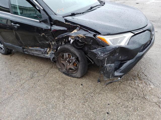 Photo 9 from auction – 2017 TOYOTA RAV4 LE with VIN 2T3ZFREV2HW317445