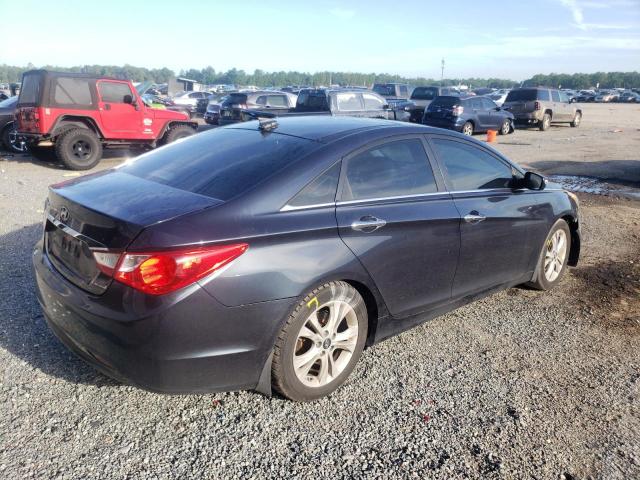 Photo 4 from auction – 2013 HYUNDAI SONATA SE with VIN 5NPEC4AC4DH575420