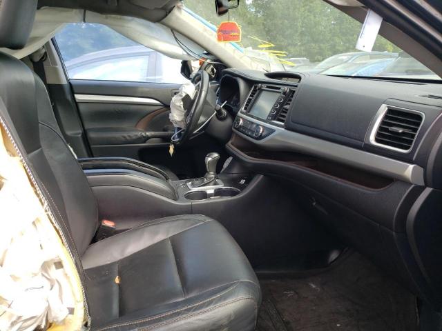 Photo 5 from auction – 2015 TOYOTA HIGHLANDER with VIN 5TDJKRFH6FS170174