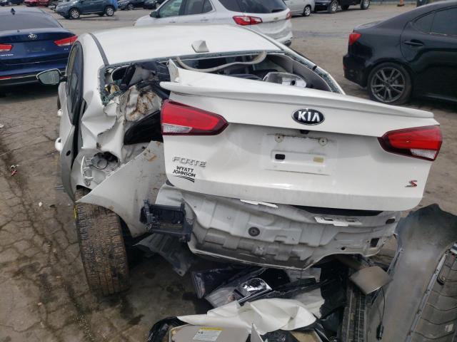 Photo 9 from auction – 2017 KIA FORTE LX with VIN 3KPFL4A71HE044225