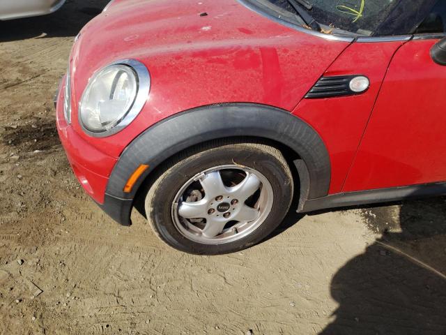 Photo 9 from auction – 2008 MINI COOPER with VIN WMWMF335X8TT65849