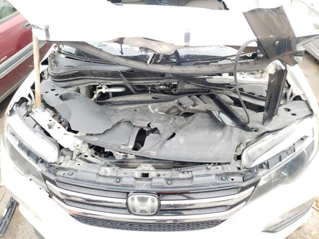Photo 7 from auction – 2016 HONDA PILOT TOUR with VIN 5FNYF5H97GB027581