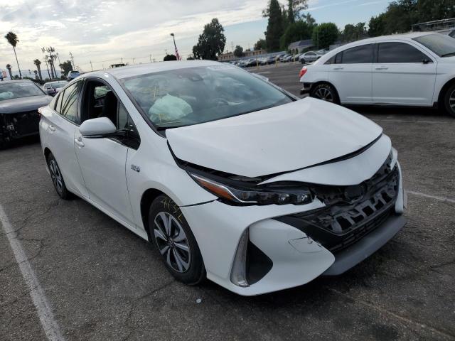 TOYOTA PRIUS PRIM 2017 with VIN JTDKARFP9H3007425 - Photo from auction
