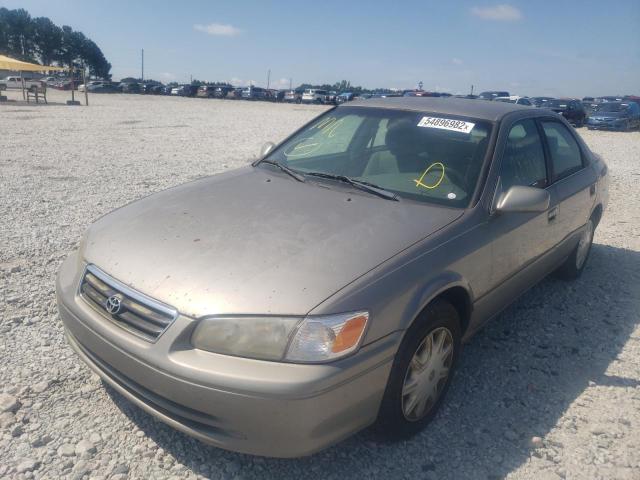 Photo 2 from auction – 2000 TOYOTA CAMRY CE with VIN 4T1BG22K7YU669610