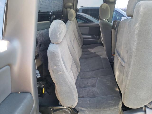 Photo 6 from auction – 2003 CHEVROLET SILVERADO with VIN 2GCEK19TX31134283