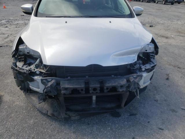 Photo 9 from auction – 2014 FORD FOCUS SE with VIN 1FADP3F28EL295206