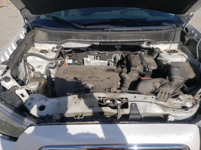 Photo 7 from auction – 2013 MITSUBISHI OUTLANDER with VIN 4A4AP4AU1DE015939