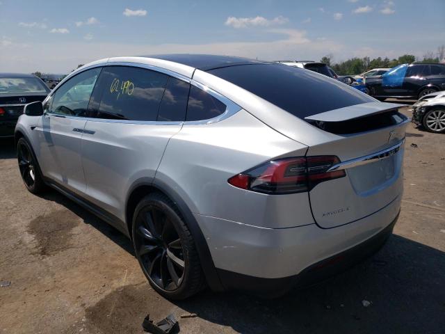 Photo 3 from auction – 2017 TESLA MODEL X with VIN 5YJXCAE25HF038035