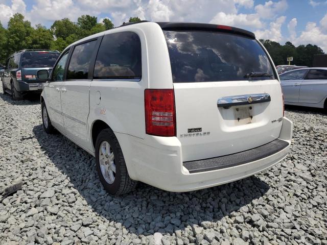 Photo 3 from auction – 2010 CHRYSLER TOWN & COU with VIN 2A4RR5D1XAR305469