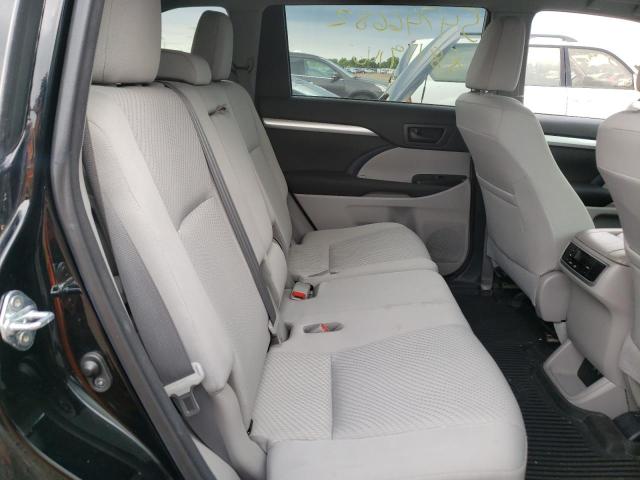 Photo 6 from auction – 2017 TOYOTA HIGHLANDER with VIN 5TDBZRFH0HS389280