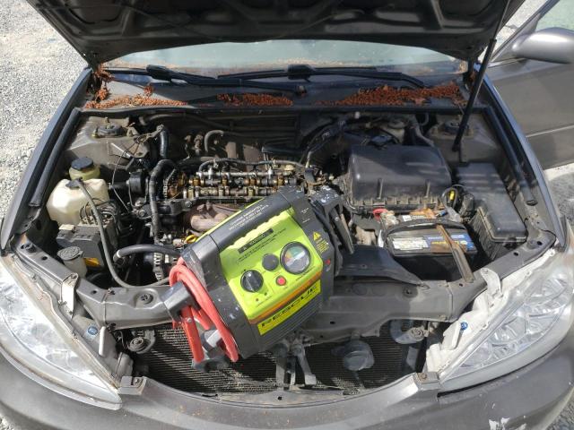 Photo 7 from auction – 2005 TOYOTA CAMRY LE with VIN 4T1BE30K75U979492