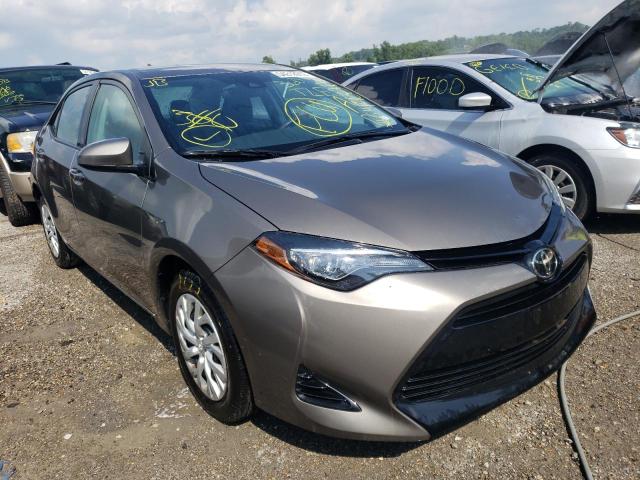 TOYOTA COROLLA 2018 z numerem VIN 5YFBURHE3JP810831 - Zdjęcie z aukcji