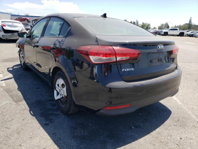 Photo 3 from auction – 2017 KIA FORTE LX with VIN 3KPFK4A75HE139437
