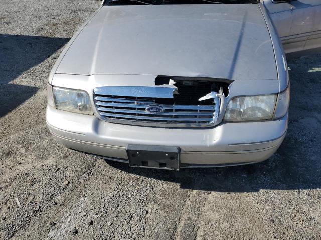 Photo 9 from auction – 2003 FORD CROWN VICT with VIN 2FAFP74W33X224355