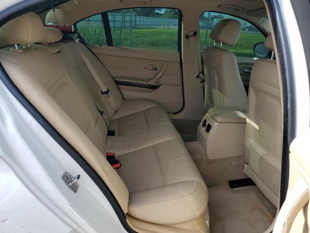 Photo 6 from auction – 2010 BMW 328 I with VIN WBAPH7G57ANM53728