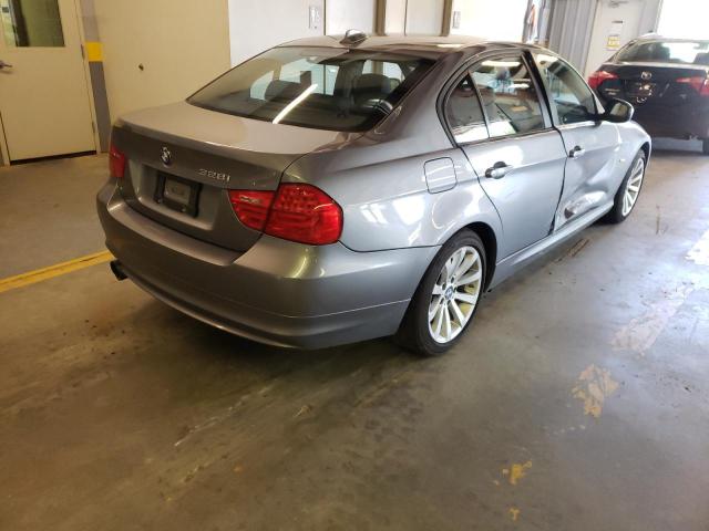 Photo 4 from auction – 2011 BMW 328 I with VIN WBAPH7C53BA802494