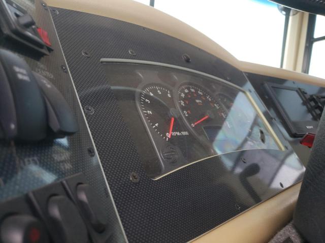 Photo 8 from auction – 2006 WORKHORSE CUSTOM CHASSIS MOTORHOME with VIN 5B4MPA7G753408206