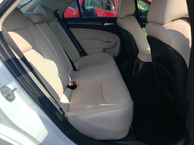 Photo 6 from auction – 2018 CHRYSLER 300 LIMITE with VIN 2C3CCAKG5JH151664