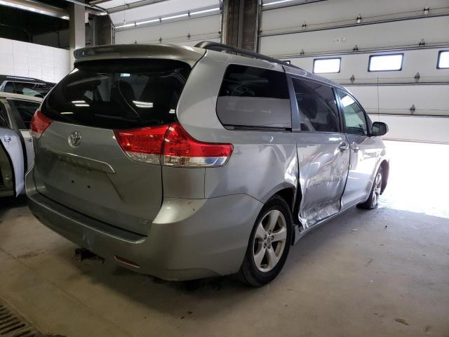 Photo 4 from auction – 2012 TOYOTA SIENNA LE with VIN 5TDKK3DC8CS185201