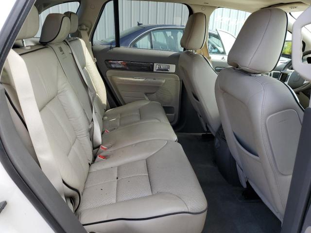 Photo 6 from auction – 2008 LINCOLN MKX with VIN 2LMDU88C78BJ37255
