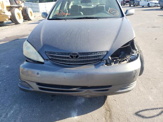 Photo 9 from auction – 2003 TOYOTA CAMRY LE with VIN 4T1BE32K93U746417