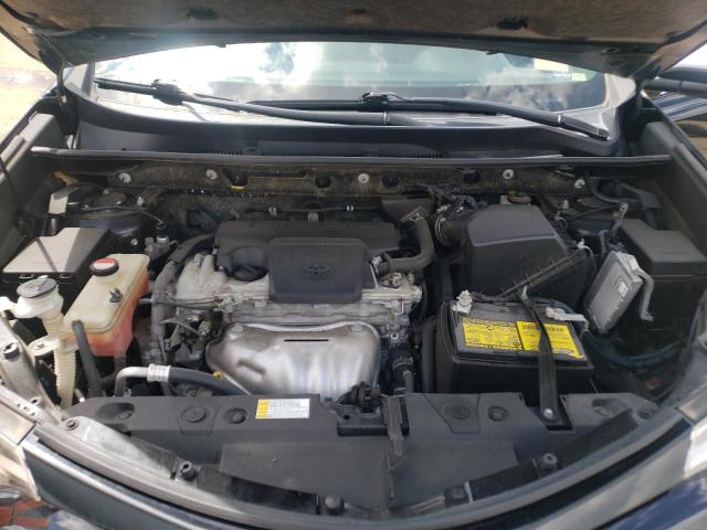 Photo 7 from auction – 2016 TOYOTA RAV4 SE with VIN JTMJFREV5GD189064