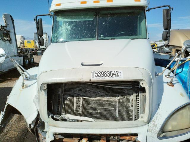 Photo 7 from auction – 2003 FREIGHTLINER CONVENTION with VIN 1FUJA6CG73LK76037