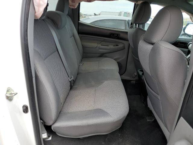 Photo 6 from auction – 2015 TOYOTA TACOMA DOU with VIN 3TMLU4EN1FM171343