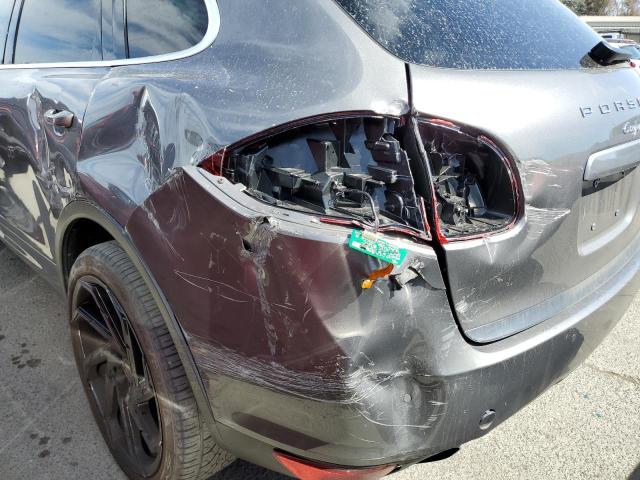 Photo 9 from auction – 2012 PORSCHE CAYENNE with VIN WP1AA2A24CLA03398