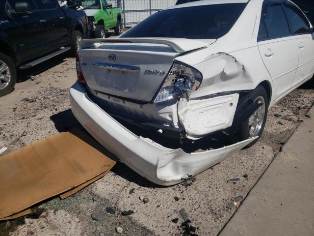 Photo 9 from auction – 2003 TOYOTA CAMRY LE with VIN 4T1BE32K03U174749