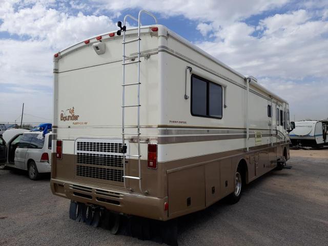 Photo 4 from auction – 2000 FREIGHTLINER CHASSIS X with VIN 4UZ6XFBCXYCG65934