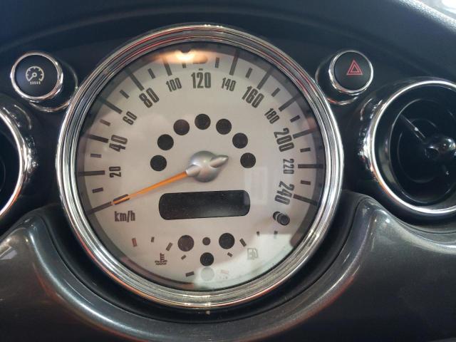 Photo 8 from auction – 2005 MINI COOPER with VIN WMWRC33435TC56380