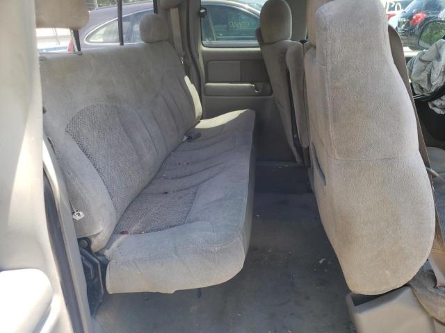 Photo 6 from auction – 2000 CHEVROLET SILVERADO with VIN 2GCEC19VXY1371068