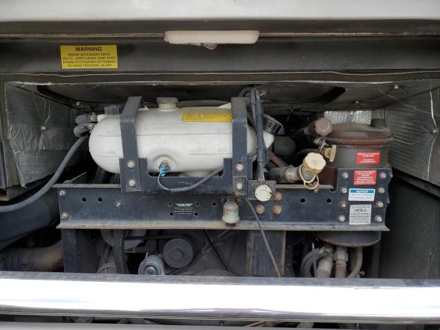 Photo 7 from auction – 2005 FREIGHTLINER CHASSIS X with VIN 4UZAAHCY65CU04228