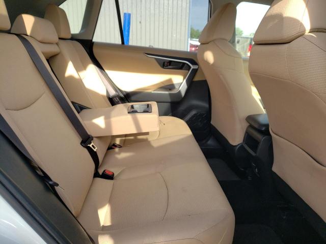 Photo 6 from auction – 2019 TOYOTA RAV4 with VIN JTMH1RFV5KJ010625