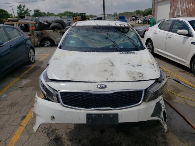 Photo 9 from auction – 2017 KIA FORTE LX with VIN 3KPFK4A75HE035398
