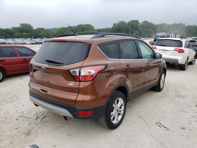 Photo 4 from auction – 2017 FORD ESCAPE SE with VIN 1FMCU9GD9HUB67083
