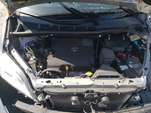 Photo 7 from auction – 2015 TOYOTA SIENNA XLE with VIN 5TDYK3DC6FS653263