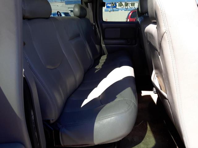 Photo 6 from auction – 2004 CHEVROLET SILVRK1500 with VIN 2GCEK19TX41118022