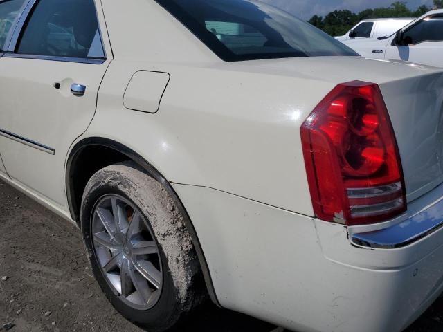 Photo 9 from auction – 2010 CHRYSLER 300C with VIN 2C3CK6CT7AH142167