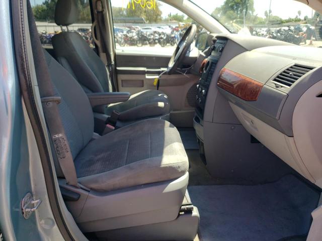 Photo 5 from auction – 2008 CHRYSLER TOWN & COU with VIN 2A8HR44H48R773225
