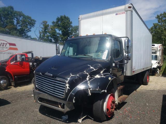 Photo 2 from auction – 2007 FREIGHTLINER M2 106 MED with VIN 1FVACWCS37HX34787