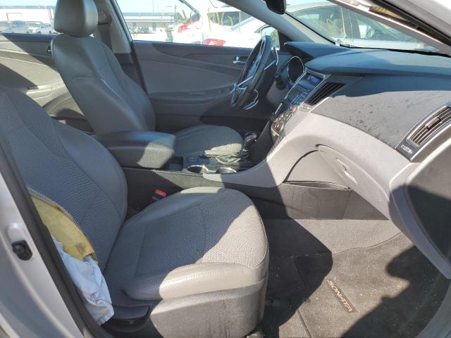 Photo 5 from auction – 2013 HYUNDAI SONATA SE with VIN 5NPEC4AC8DH577509