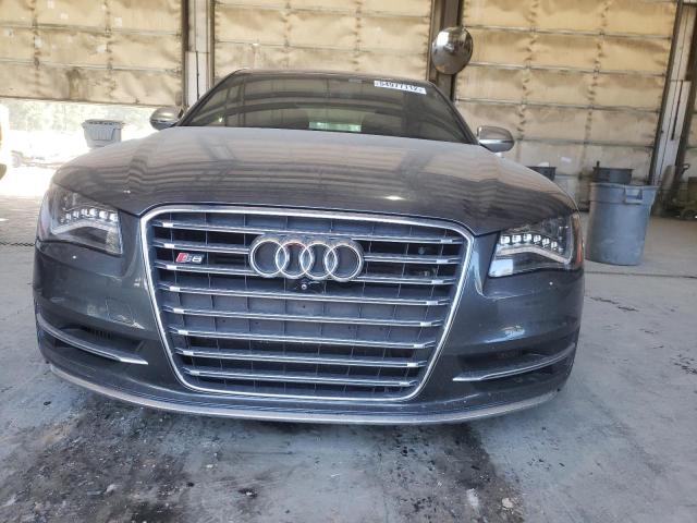 Photo 9 from auction – 2013 AUDI S8 QUATTRO with VIN WAUD2AFD1DN016502