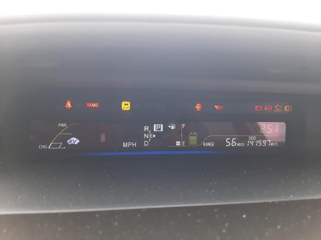 Photo 8 from auction – 2013 TOYOTA PRIUS V with VIN JTDZN3EU1D3208379