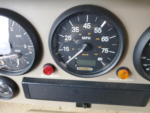 Photo 8 from auction – 2005 FREIGHTLINER CHASSIS X with VIN 4UZAAHCY65CU04228