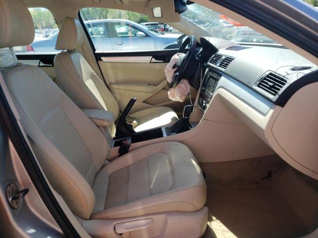 Photo 5 from auction – 2012 VOLKSWAGEN PASSAT SE with VIN 1VWBN7A39CC072181