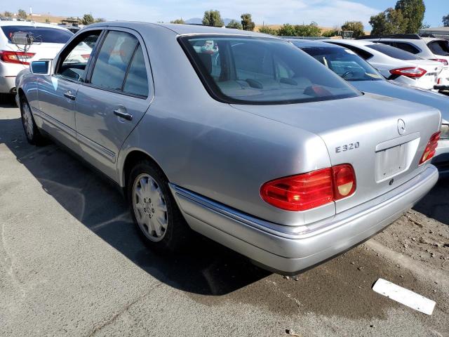 Photo 3 from auction – 1998 MERCEDES-BENZ E 320 with VIN WDBJF65F3WA514249