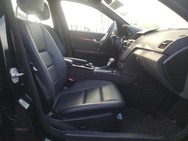 Photo 5 from auction – 2011 MERCEDES-BENZ C 300 with VIN WDDGF5EB0BA527012